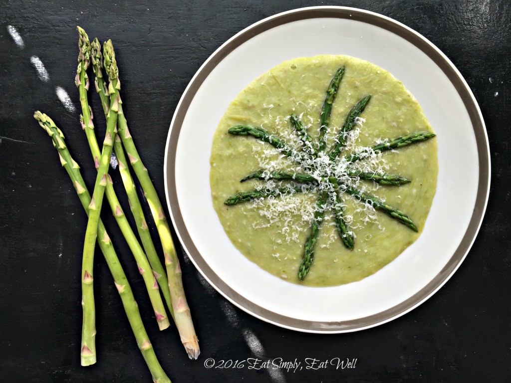 Asparagus-soup_cheese_20160413